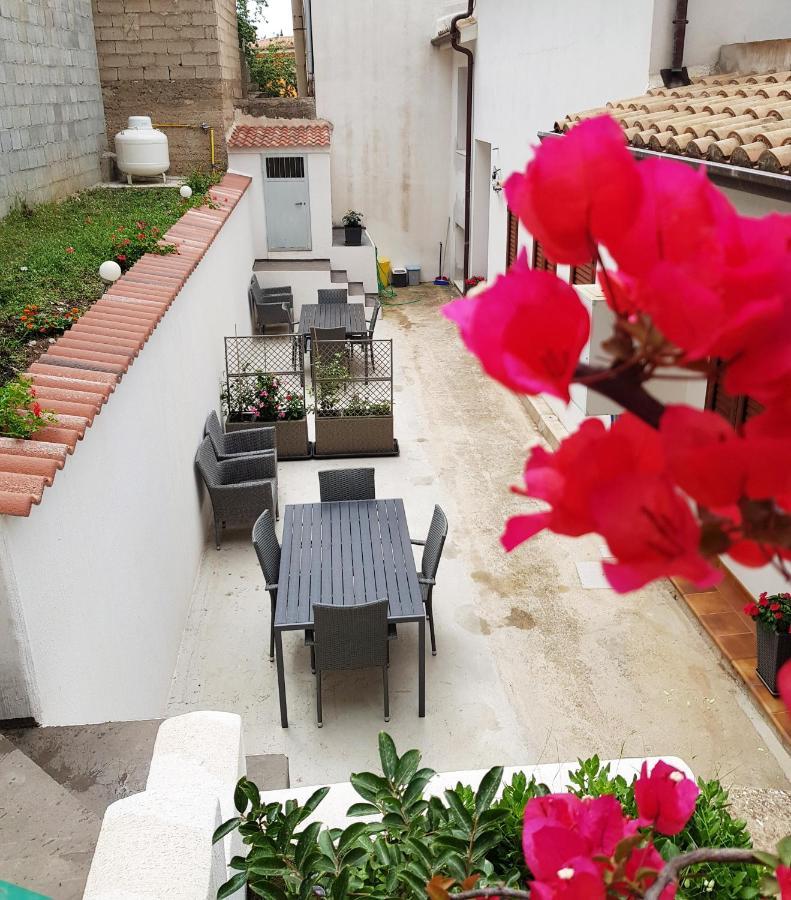Appartamento Tra Mare E Montagna بوناي المظهر الخارجي الصورة